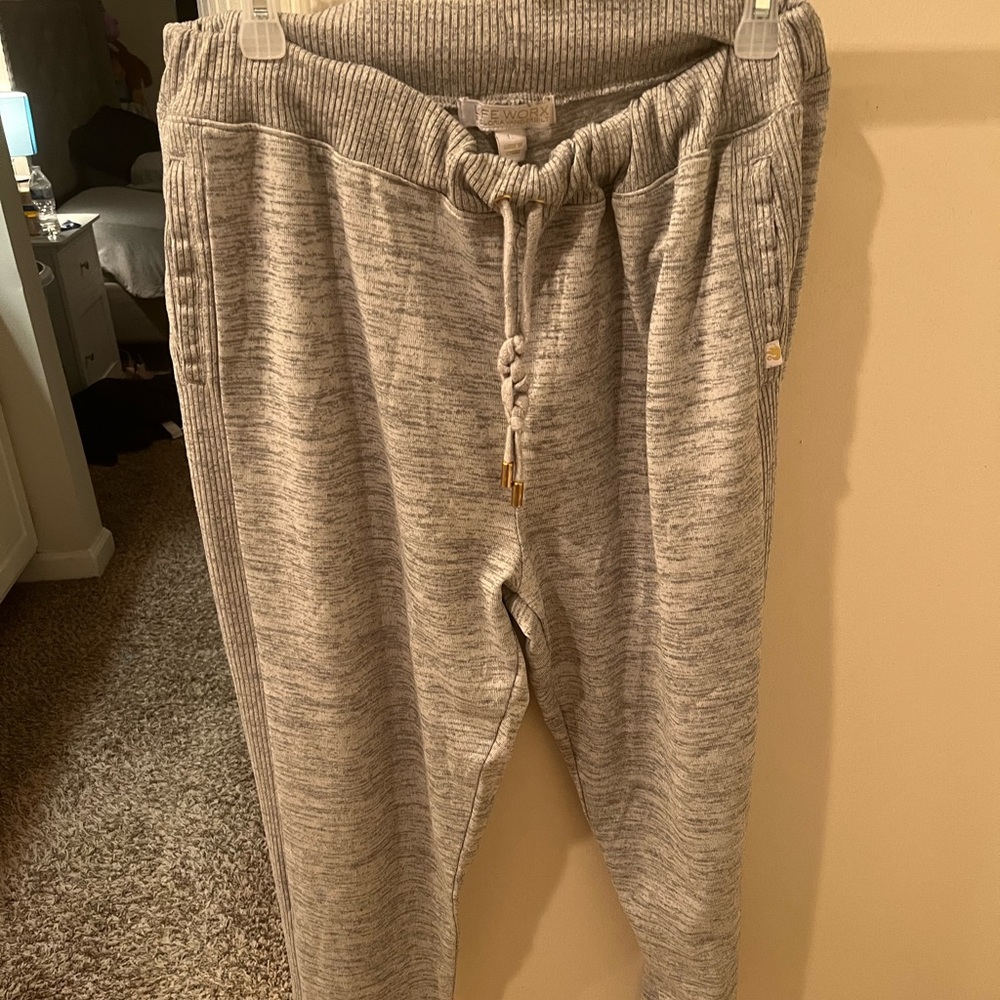 Sweatpants - Picture 2 of 2